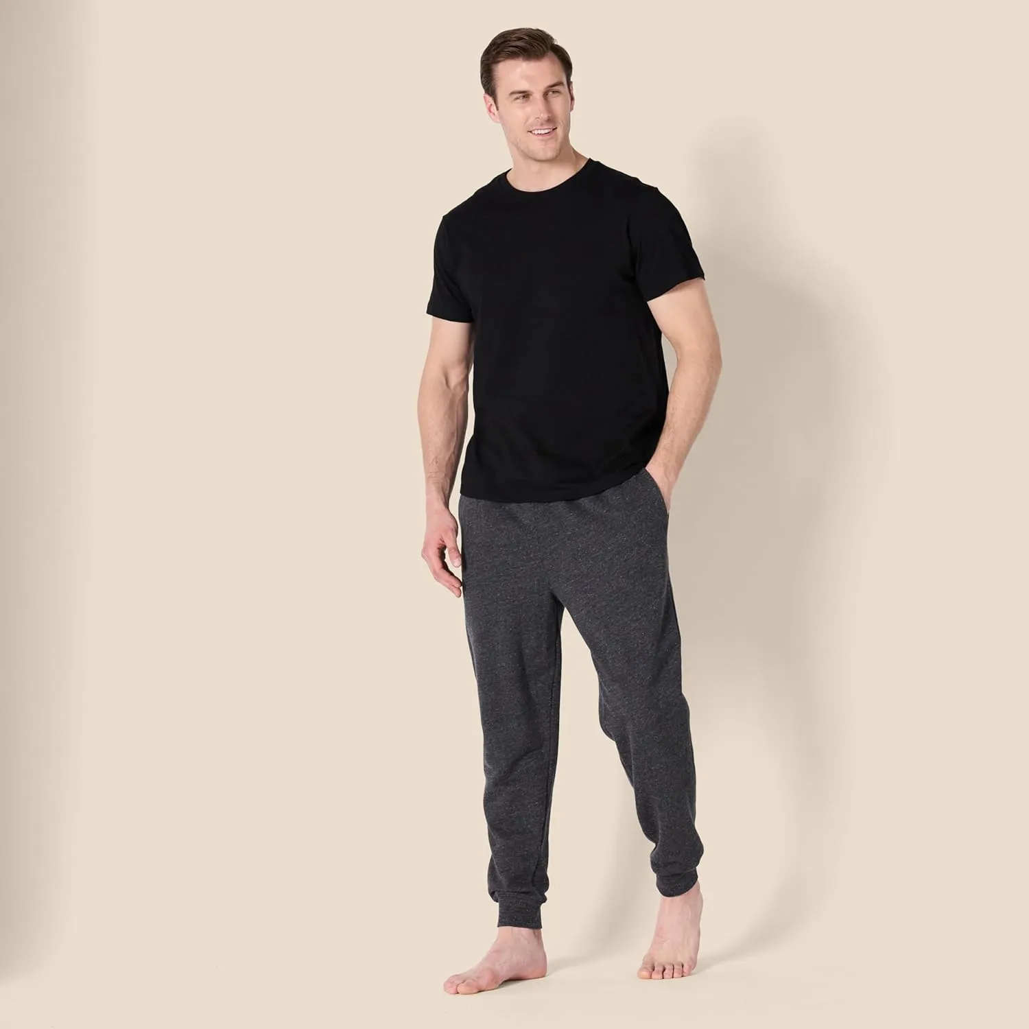 Amazon Essentials Men's Cotton Crew Neck T-Shirts, Versatile Soft Basics, Pack of 6