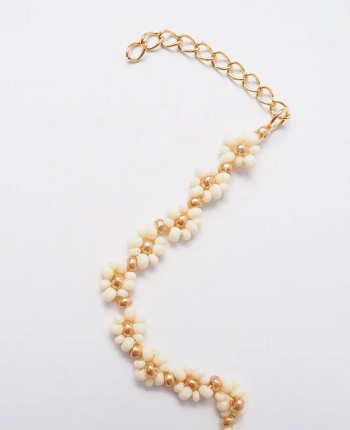 Daisy Chain Bracelet