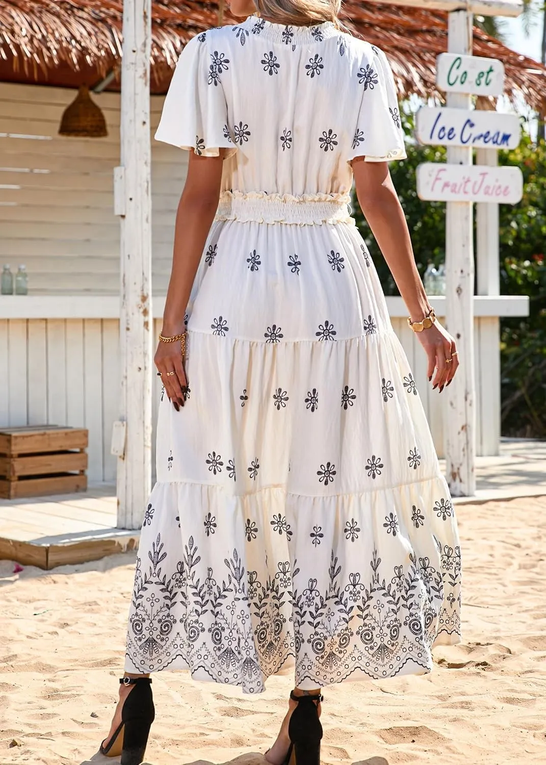 KIRUNDO Maxi Dresses for Women 2025 Floral Short Sleeve Spring Summer Smocked Waist Round Neck Flowy Beach Vacation Dress