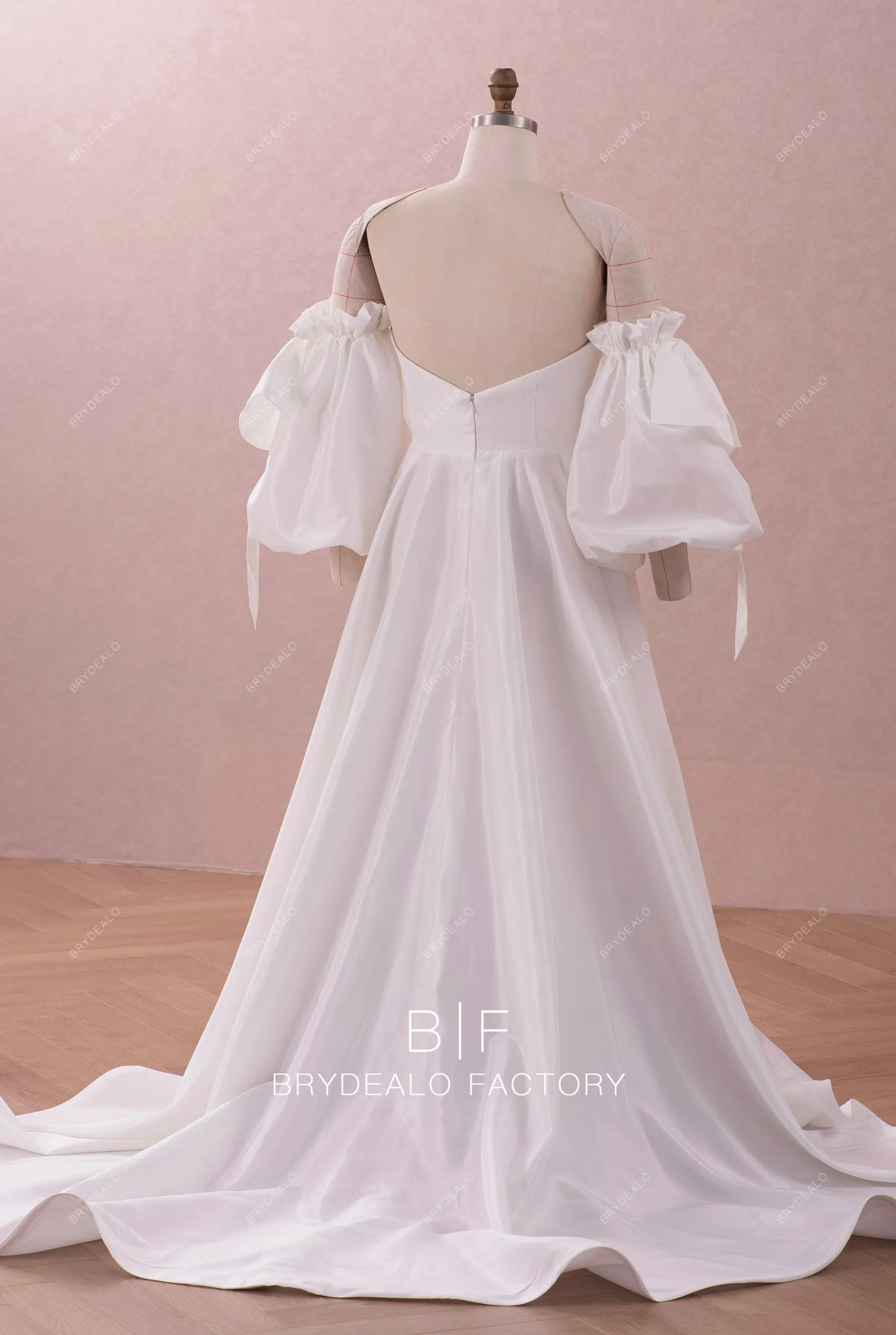 Plus Size Bubble Sleeve Sweetheart Designer Taffeta Wedding Dress