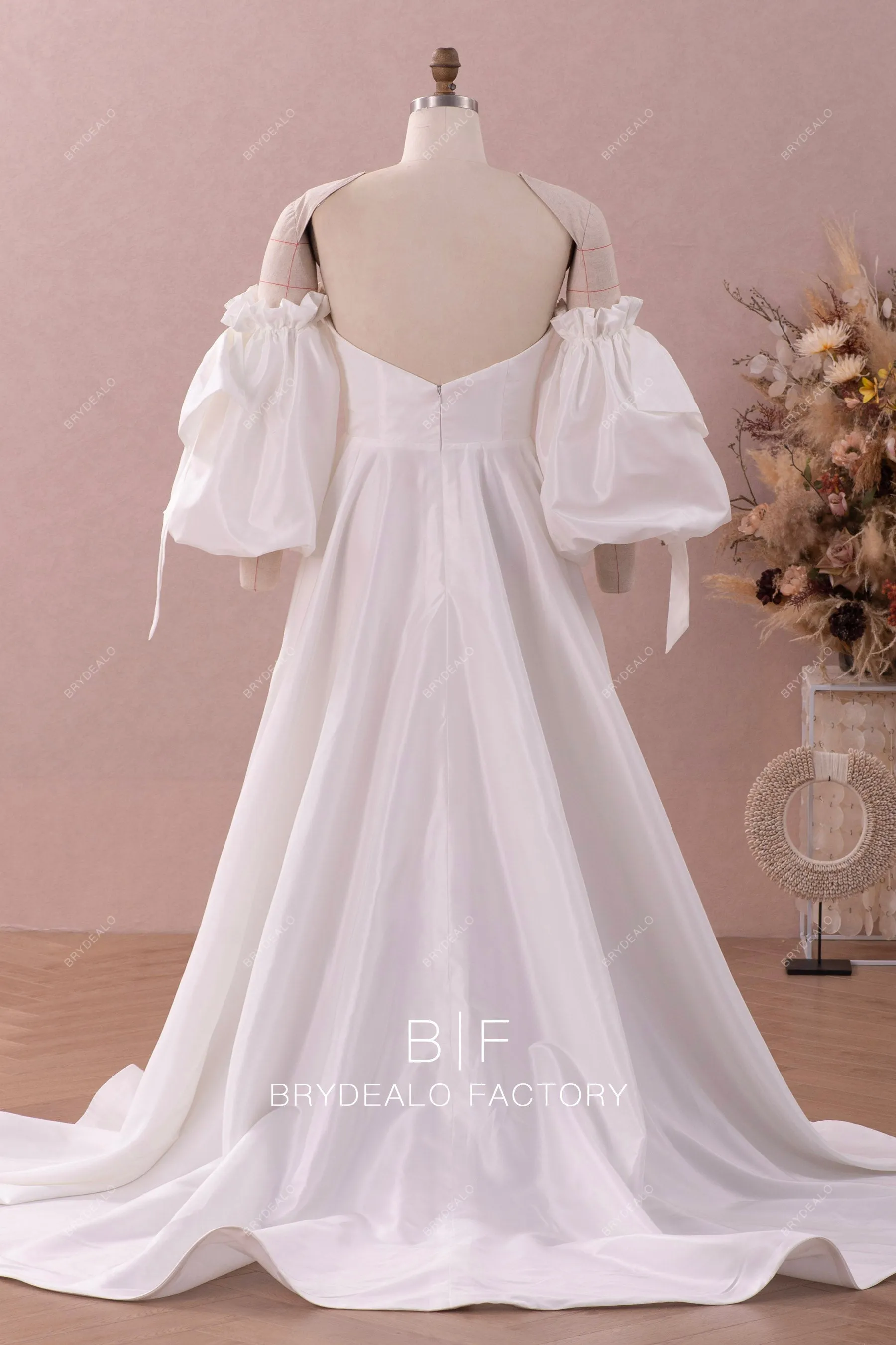 Plus Size Bubble Sleeve Sweetheart Designer Taffeta Wedding Dress