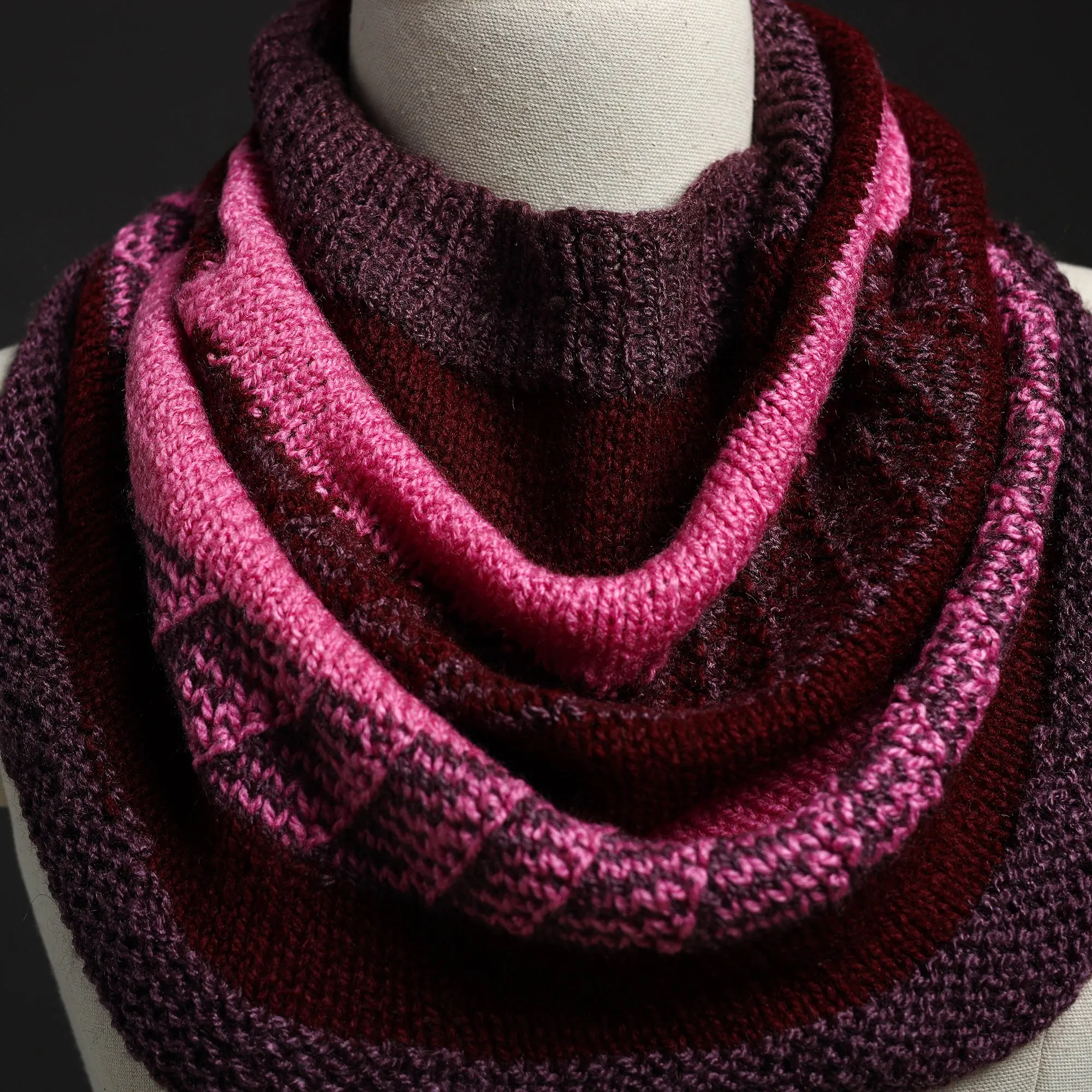 Purple - Kumaun Hand Knitted Woolen Cowl 92
