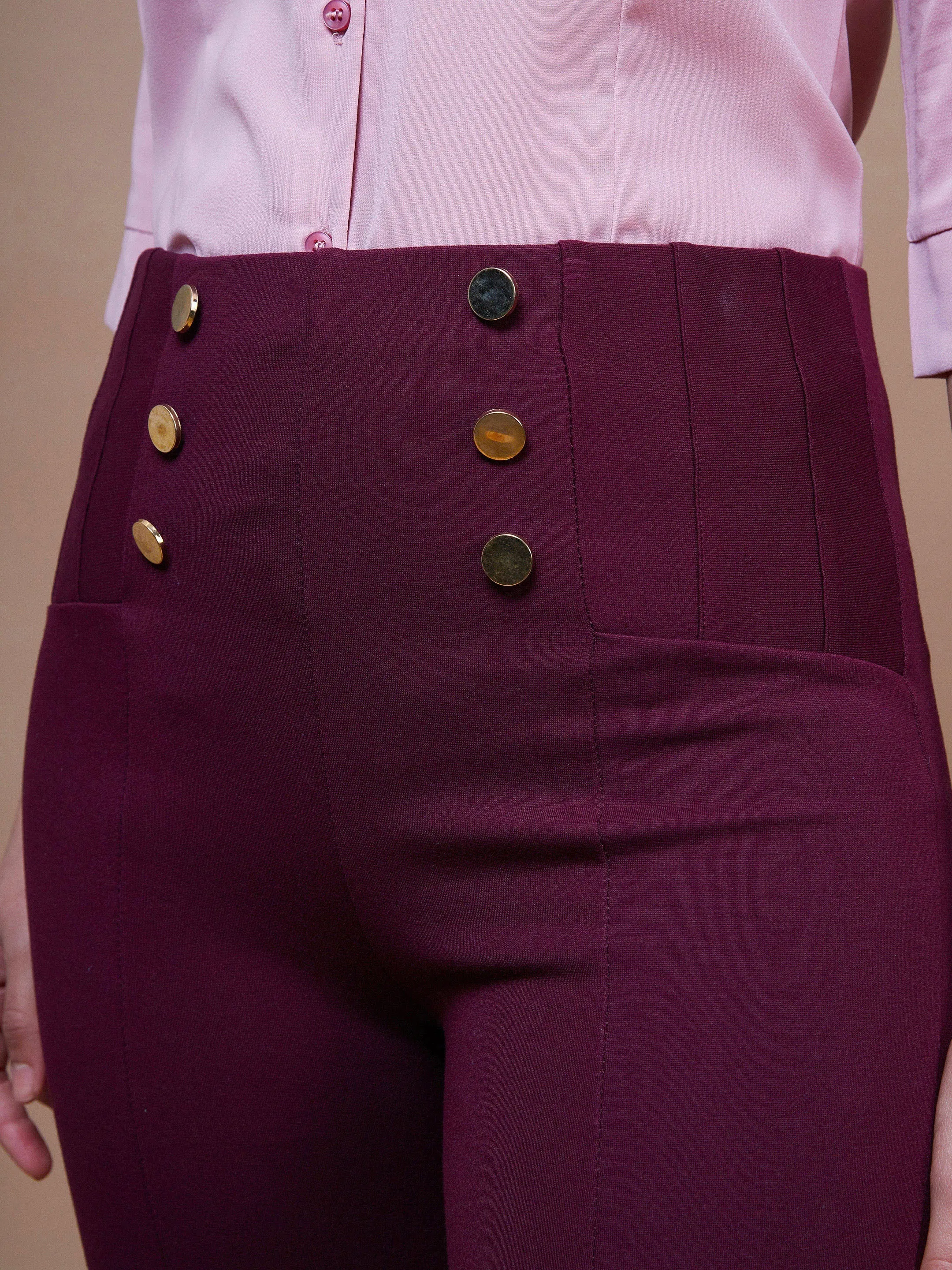 Women Burgundy Show Button Jeggings